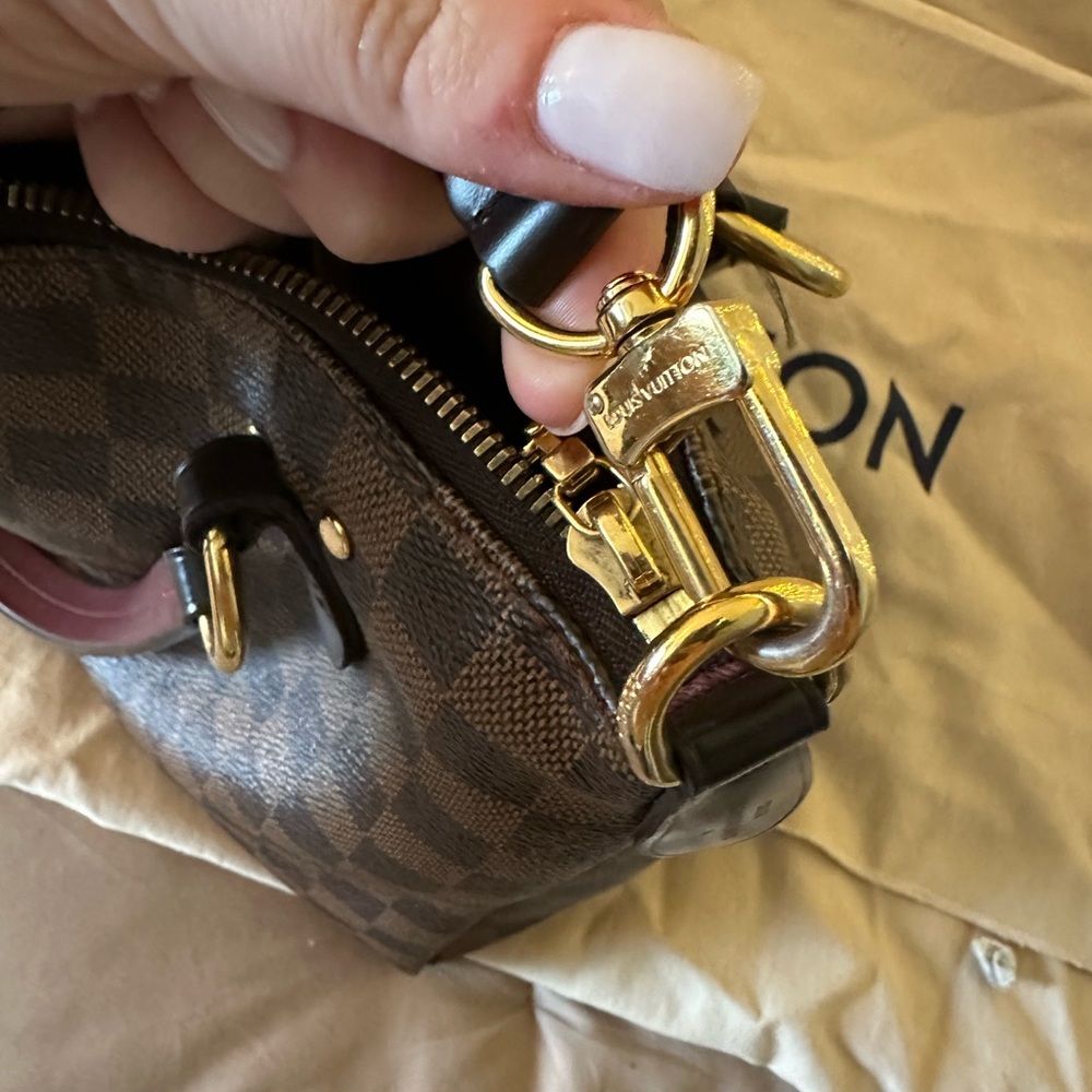 ❌SOLD❌ Louis Vuitton Lymington Bag - Picture 8 of 8